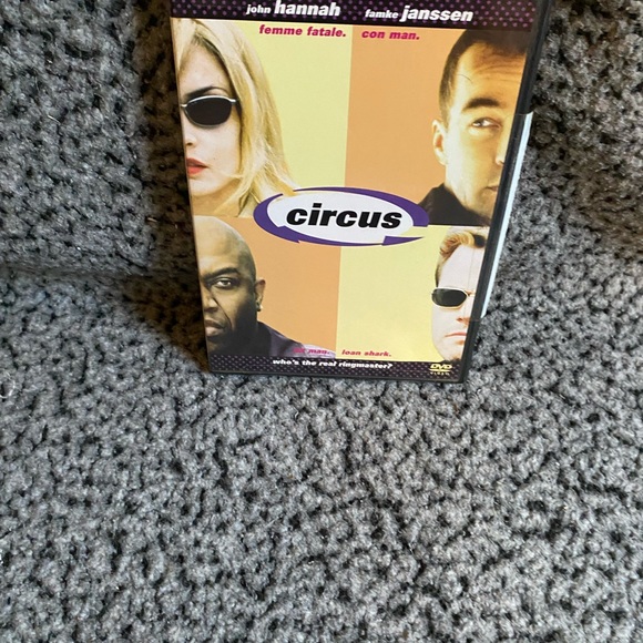 Warner Bros. Ready Player One DVD — dvd bundle - Picture 6 of 7